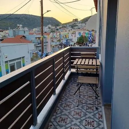 Luxury Apartment With Balcony Mytilíni Zewnętrze zdjęcie